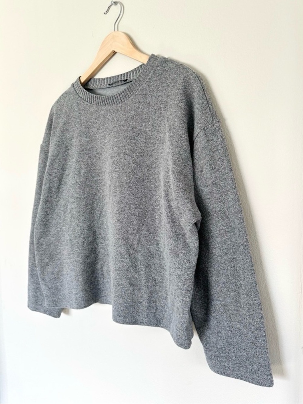 Zara Boxy Relaxed Fit Crewneck Sweater - Picture 4 of 9